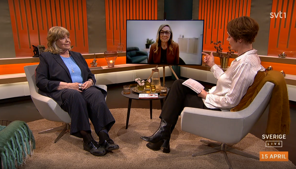 SVT studio med Maud Deckmar i studion och Hanna Kollberg från Bräcke diakoni med på länk.